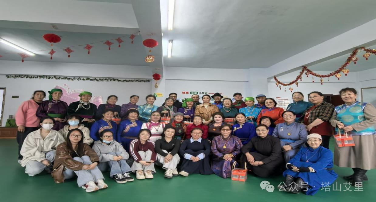 【民族政策宣传】“棋乐融融·牌聚温情”塔山社区开展传统棋牌展示和竞技活动